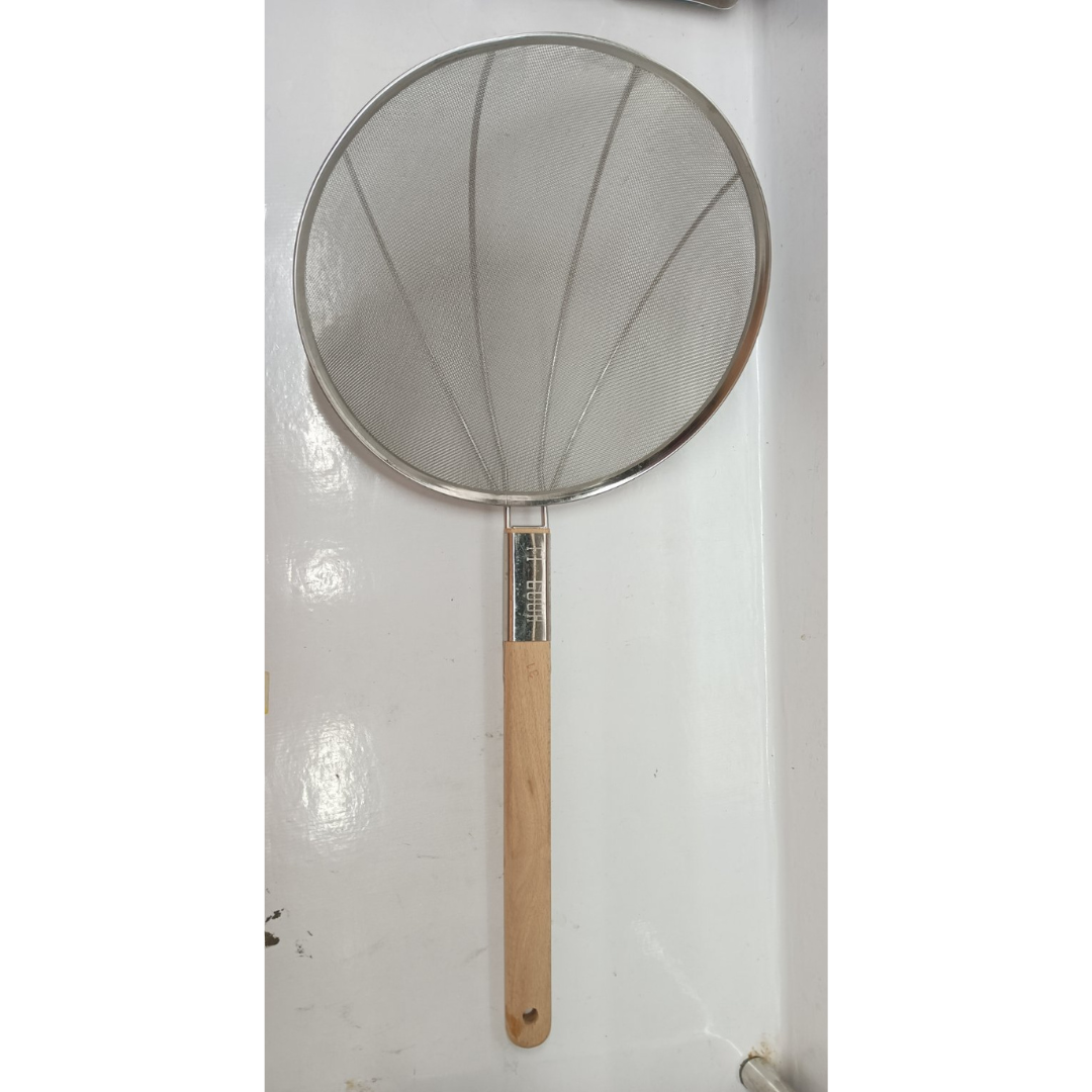 Strainer Mesh Sagap Large 31cm Diameter Wooden Handle