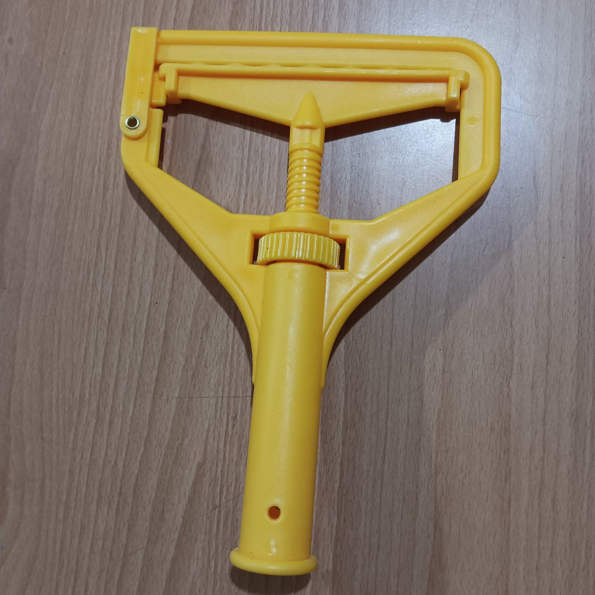 Mop Clamp Gripper Screw Type