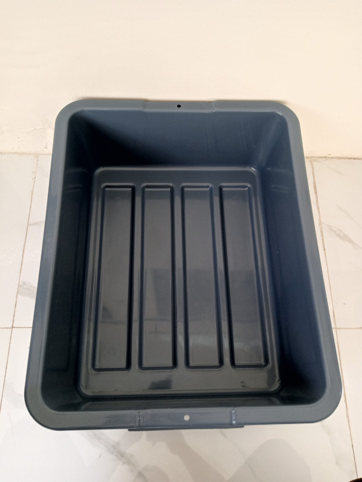 Bussing Box Medium