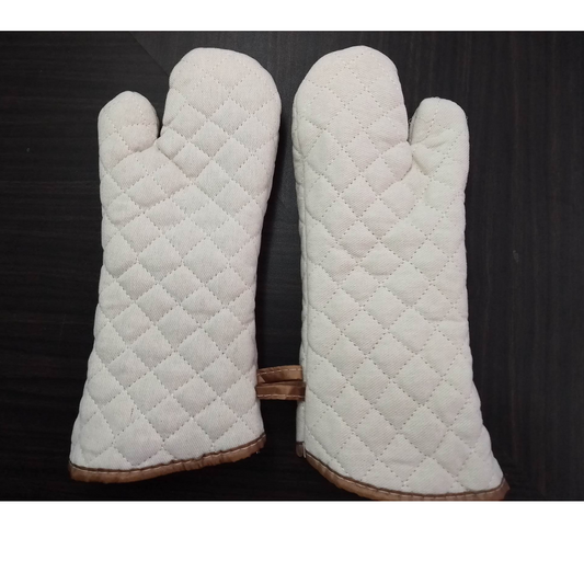 Mittens A02 Large Brown Lace