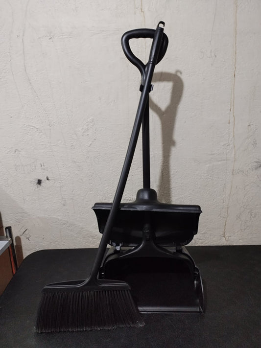 Lobby Dustpan with Broom