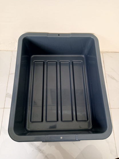Bussing Box Medium