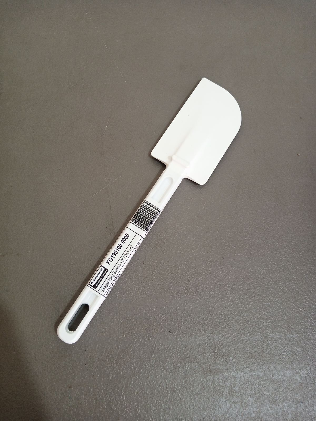 Rubbermaid Commercial Spatula White