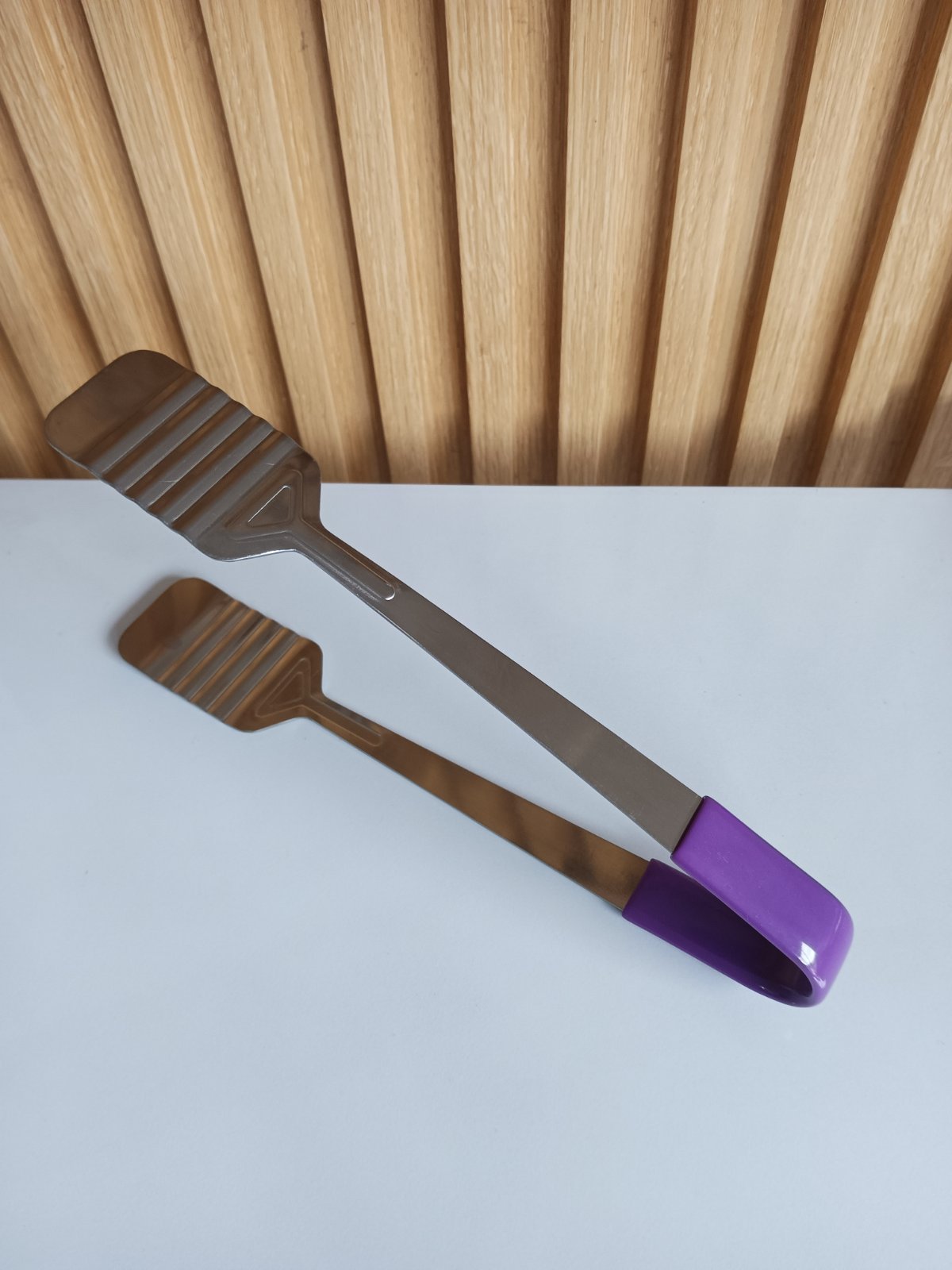 TheKitchenLead Flat Tongs Arrow Wave